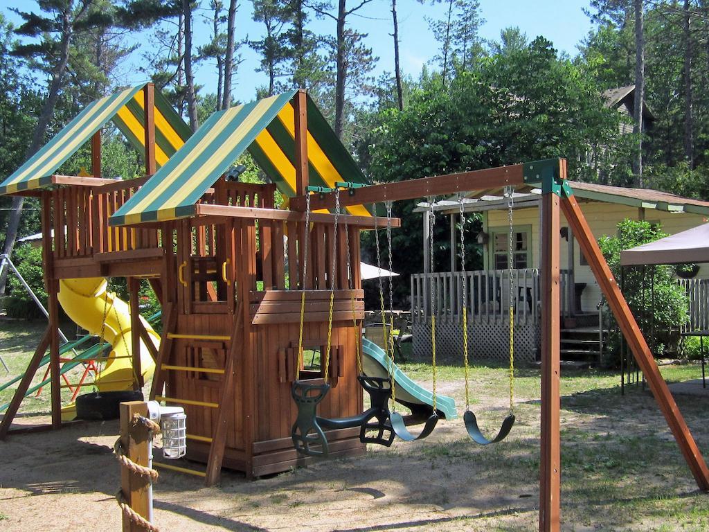 Hotel Sunbeam Bungalows Callander Exteriér fotografie